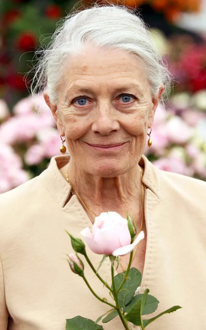 Vanessa Redgrave photo 15 — Slim, Blue