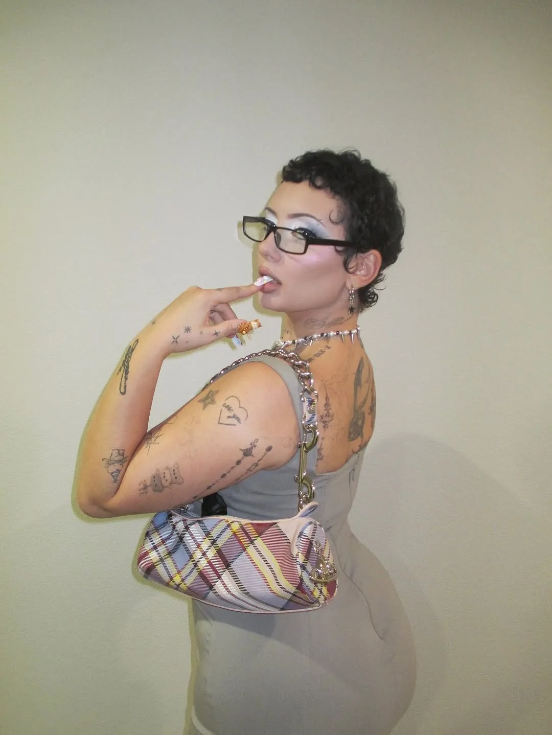 Vanillamace photo 11 — Caucasian, Content Creator (Non-Adult), Digital Creator, Gamer, Model