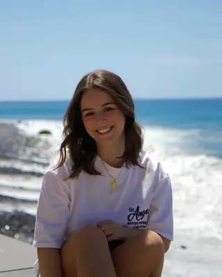 Vera Branco photo 13 — Portuguese, Brown