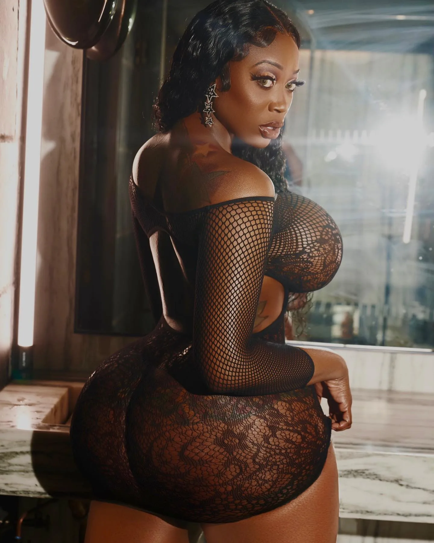 Victoria Cakes photo 6 — Adult Model, Influencer, MILF Porn Star, American