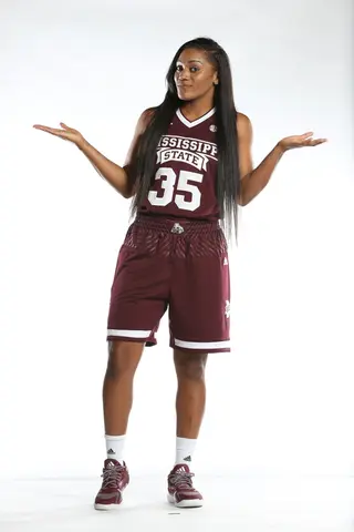 Victoria Vivians photo 3 — Athletic, Black